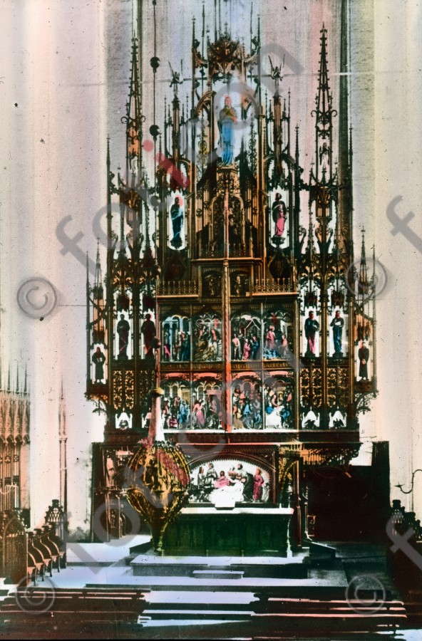 Hochaltar der Marienkirche | High altar of St. Mary's Church  (simon-79-032.jpg)